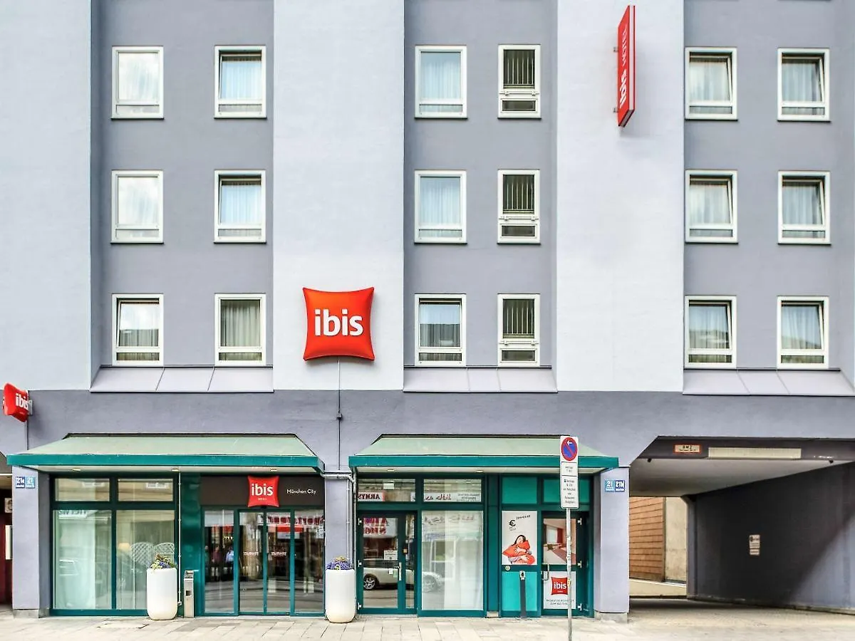 Ibis Hotel Muenchen City contacts